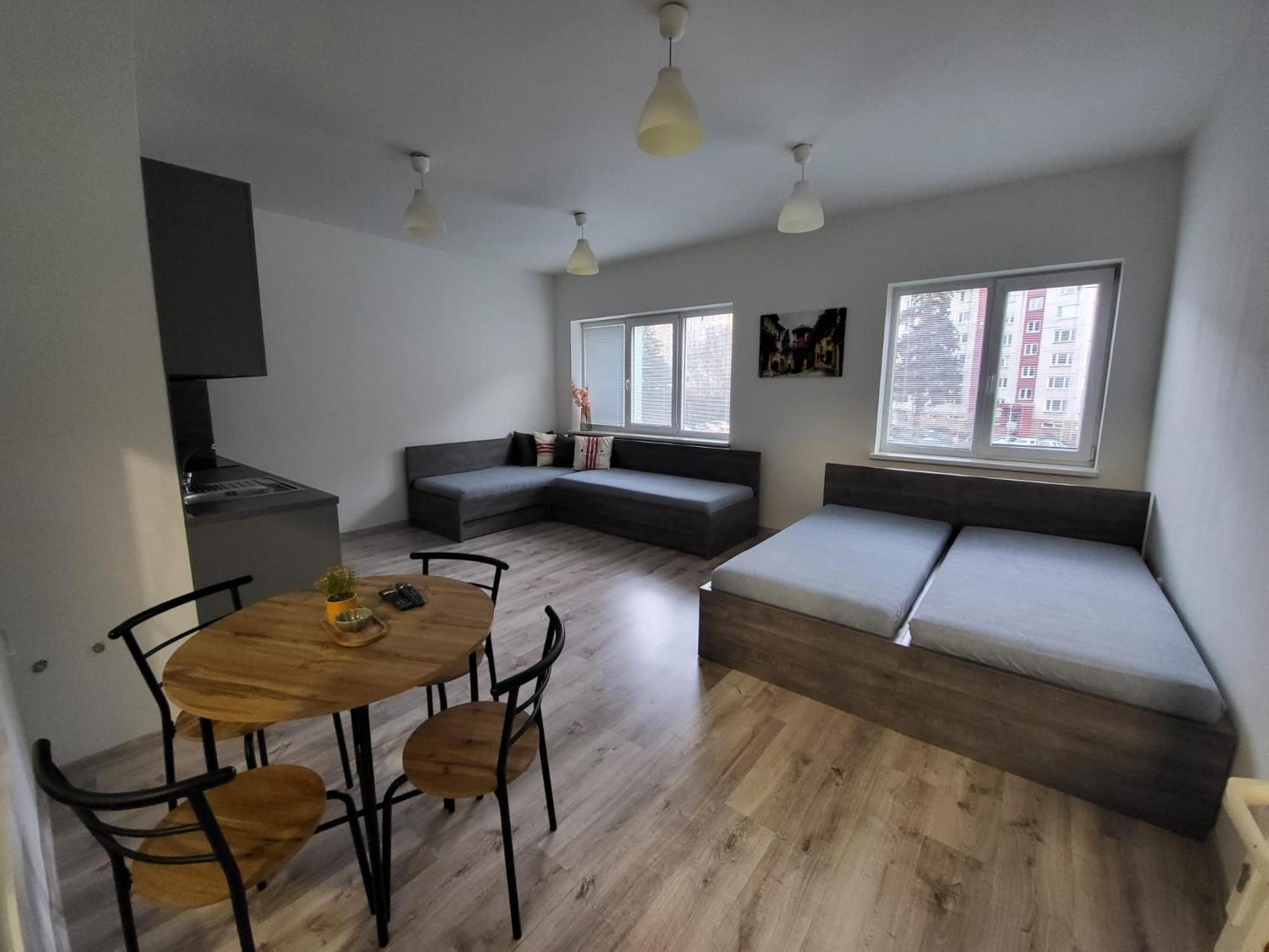 Apartman Nova Bana Zewnętrze zdjęcie